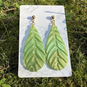 Handmade Polymer Clay Green  Ombré Leaf Dangle Earring